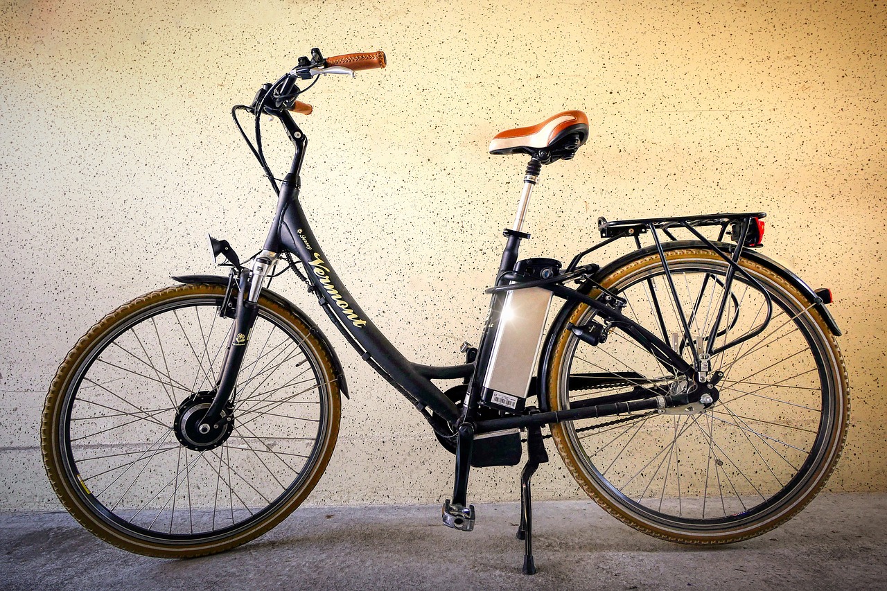 自動車保険で自転車事故の補償はどのように適用されるのか？