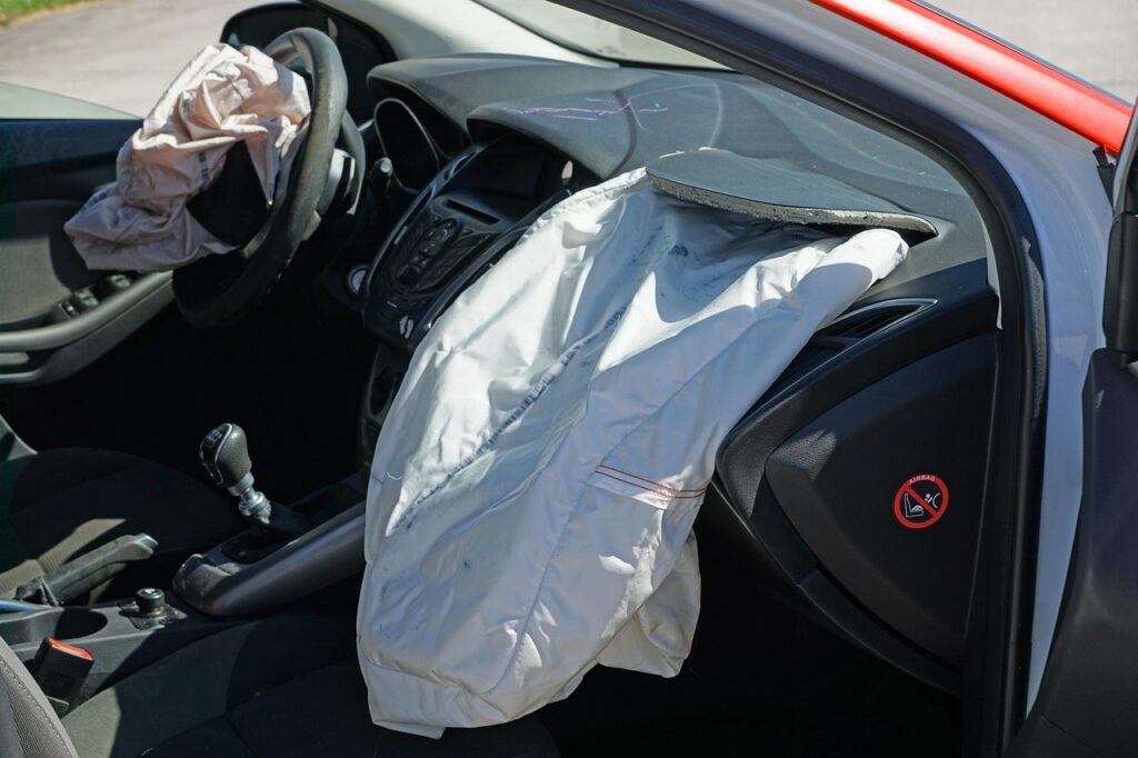 自動車保険の相談はどこが安い？